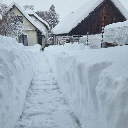 Chalupa U Miska Hybe Exterior foto